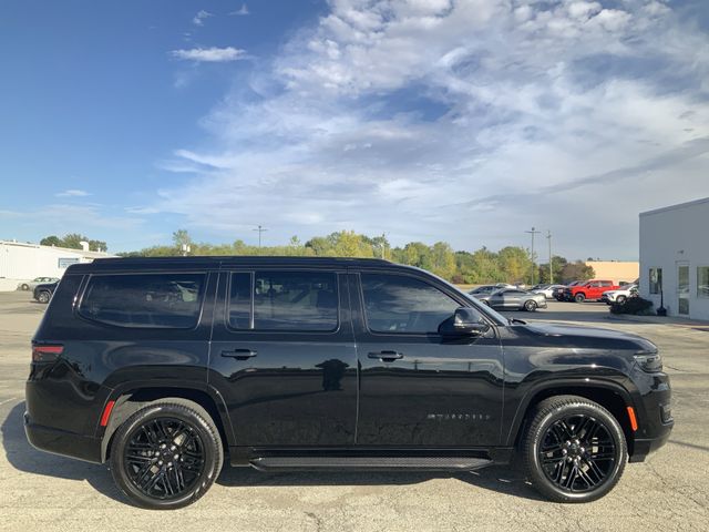 2023 Jeep Wagoneer Series II Carbide photo 2