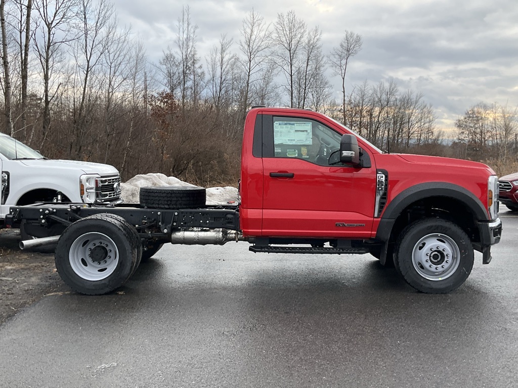 2024 Ford F-600 photo 25