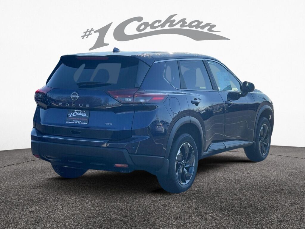 2026 Nissan Rogue SV photo 5