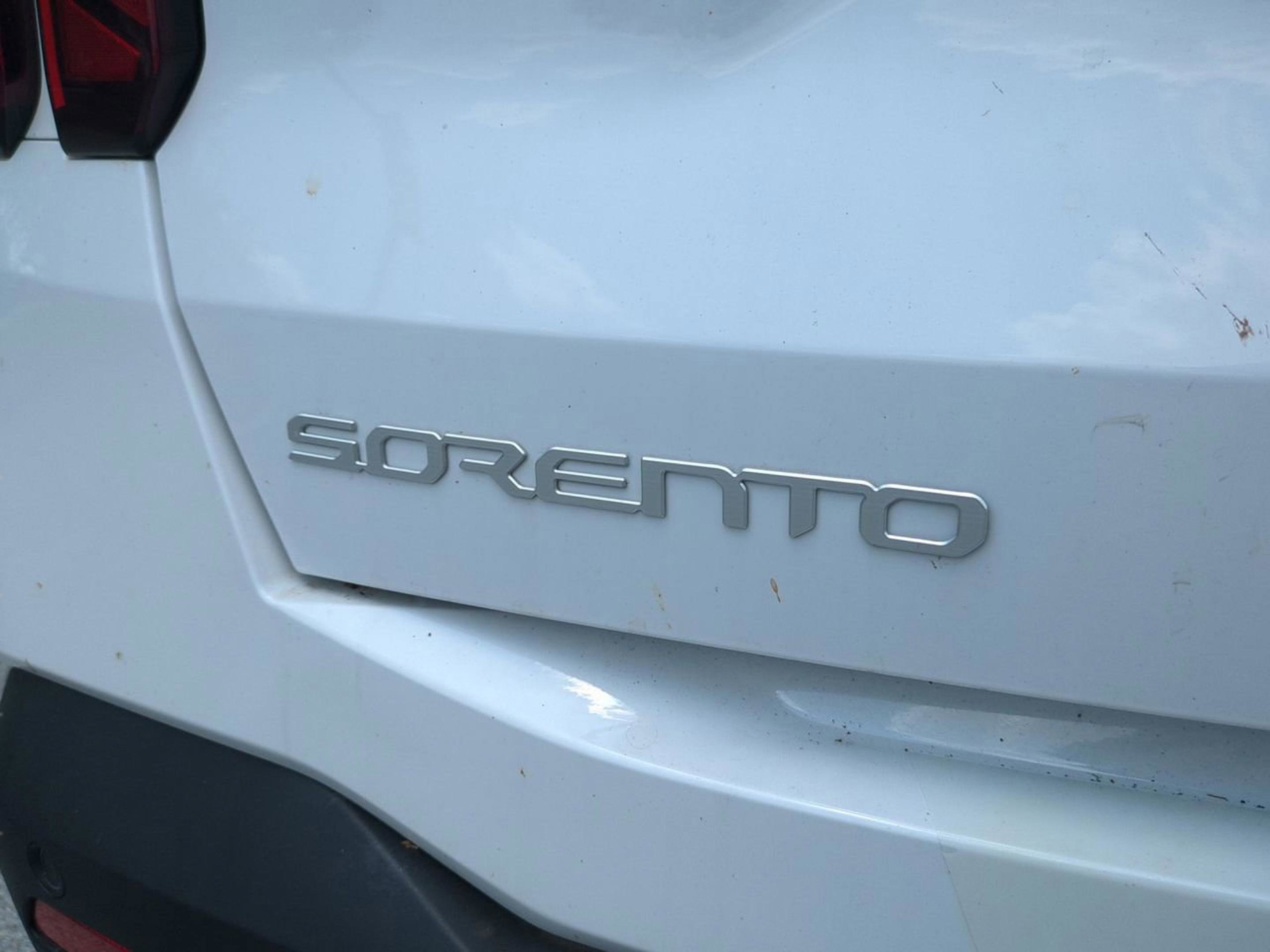 2025 Kia Sorento EX photo 14