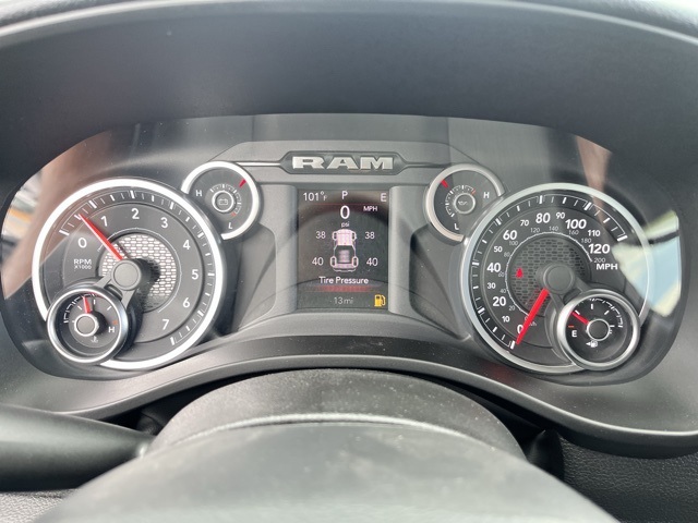 2025 Ram 1500 Tradesman photo 12
