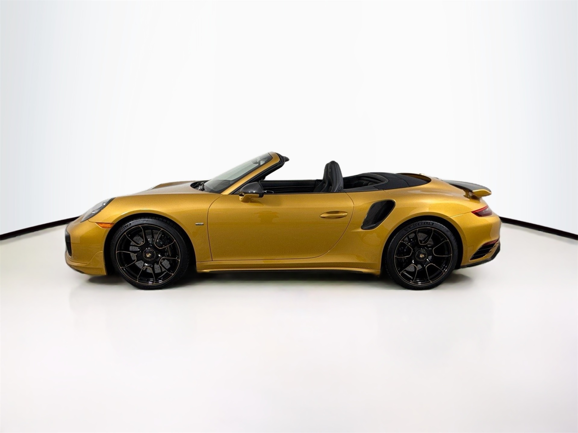 2019 Porsche 911 Turbo Exclusive Series Cabriolet photo 4