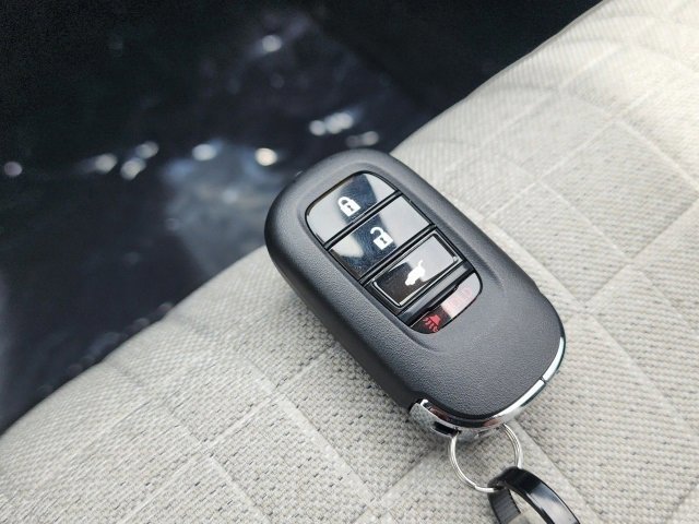 2026 Honda HR-V LX photo 29