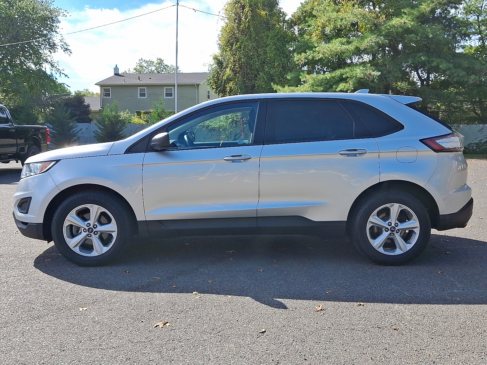 2018 Ford Edge SE photo 4