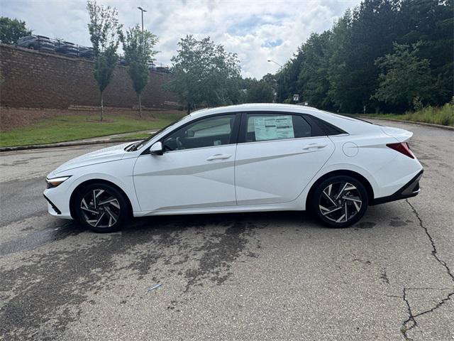 2025 Hyundai Elantra Hybrid Limited photo 2
