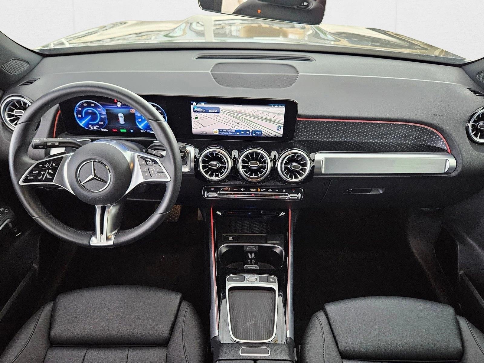 2024 Mercedes Benz EQB photo 13