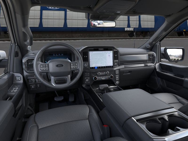2025 Ford F-150 Lariat photo 9