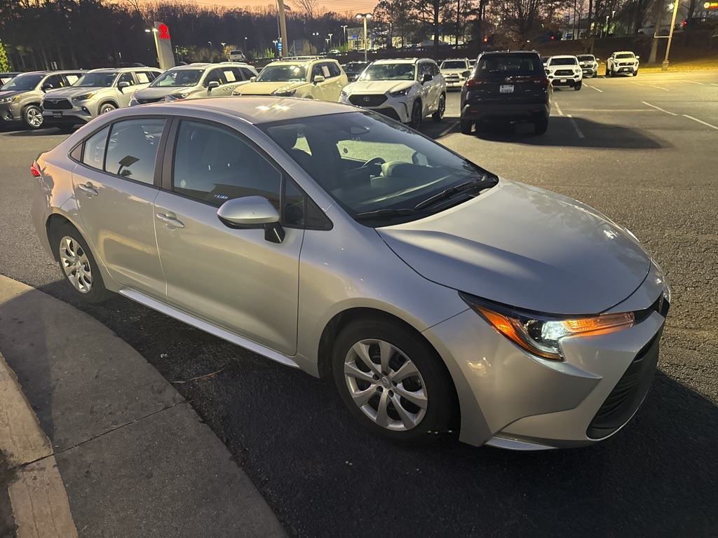 2025 Toyota Corolla LE