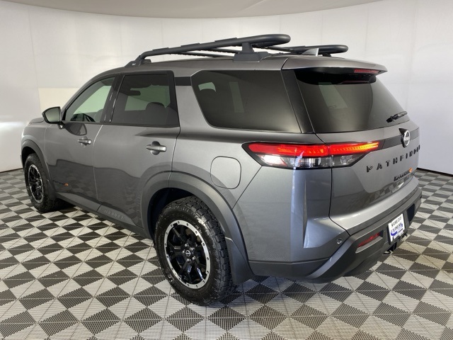 2024 Nissan Pathfinder Rock Creek photo 2