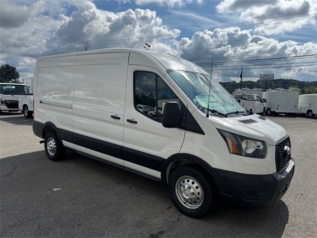 2025 Ford Transit photo 2