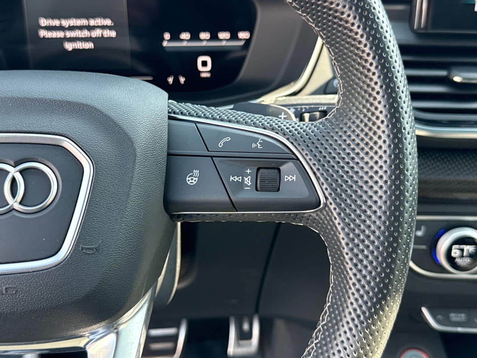 2022 Audi SQ5 Premium Plus photo 23