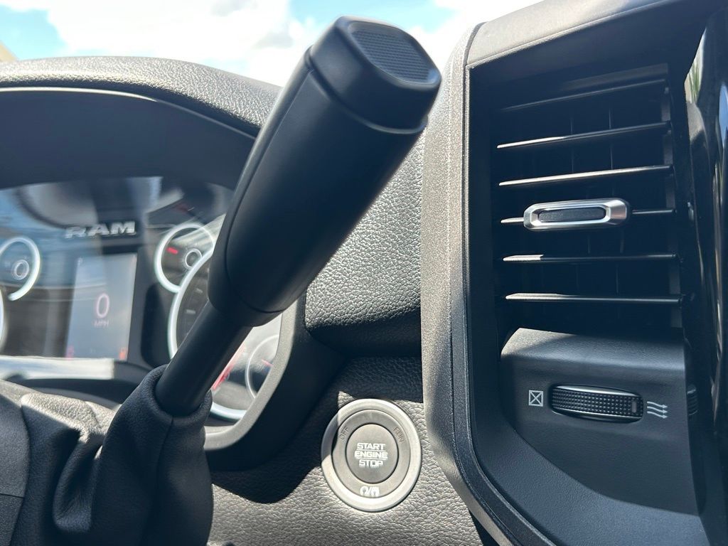 2026 Ram 3500 Tradesman photo 41