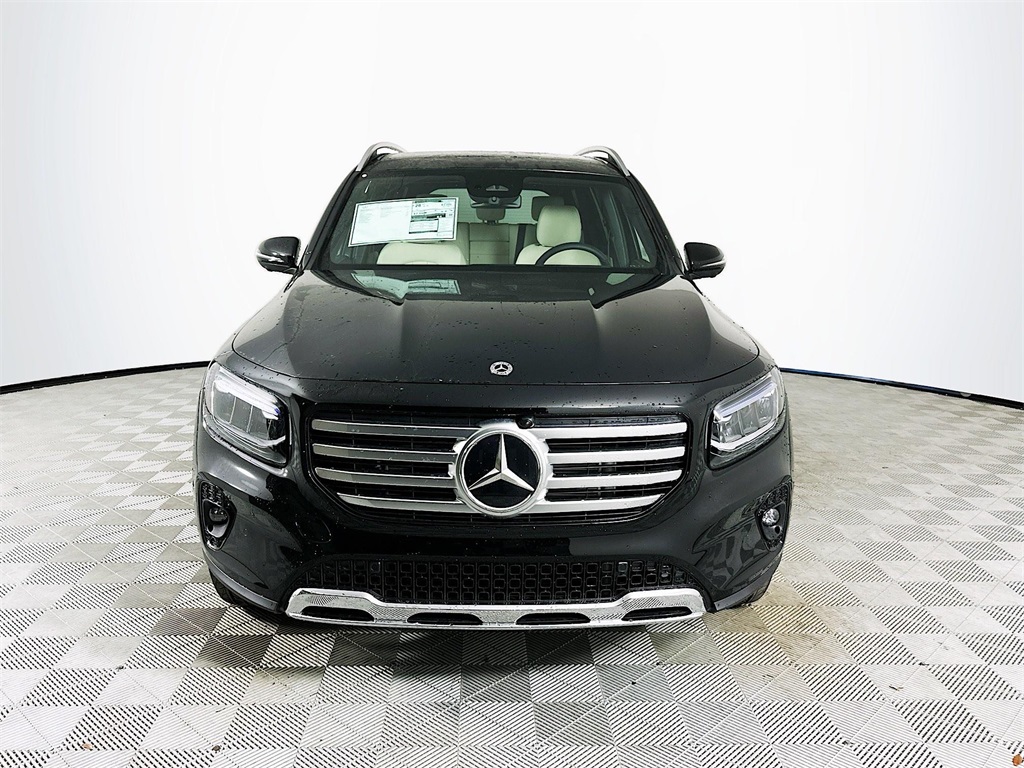 2025 Mercedes Benz GLB 250 photo 2