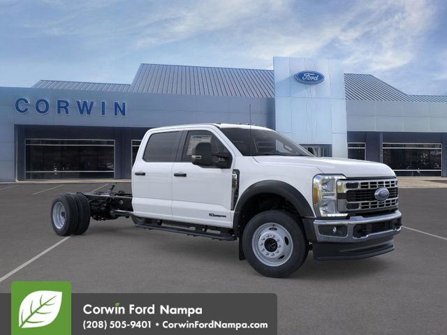 2025 Ford F-550 Super Duty Chassis Cab XL's photo