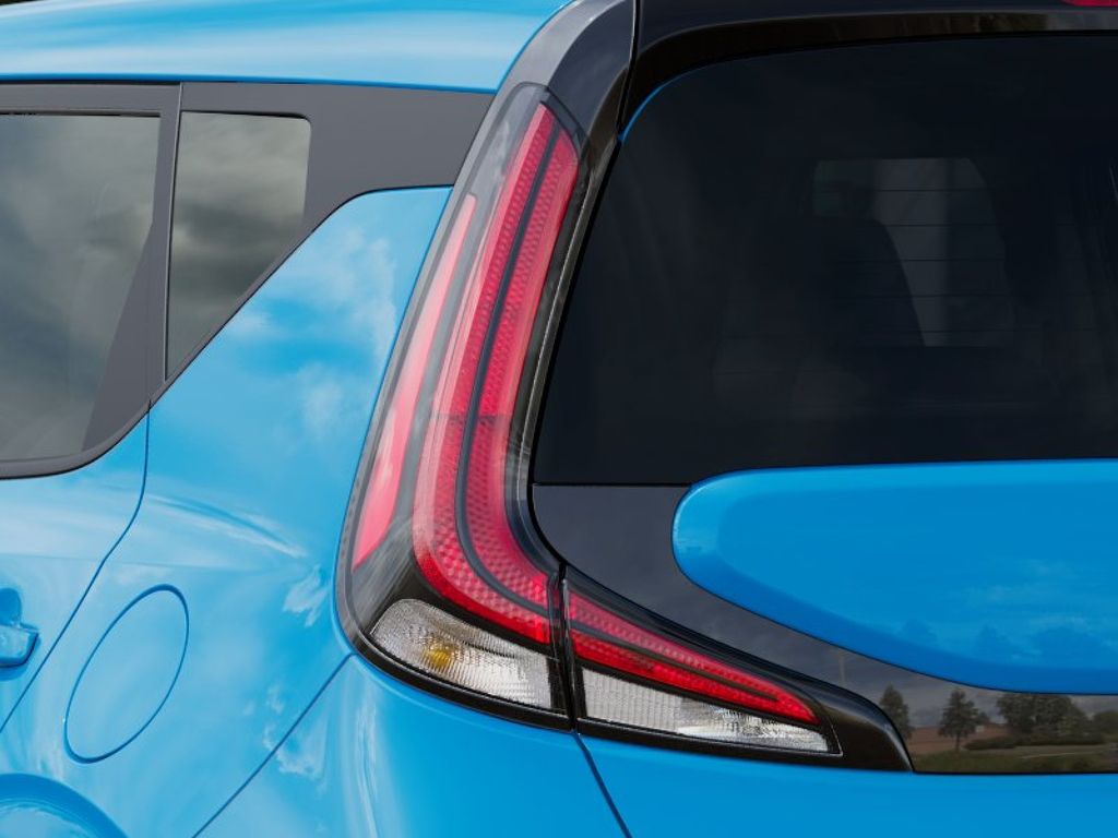 2025 Kia Soul EX photo 3