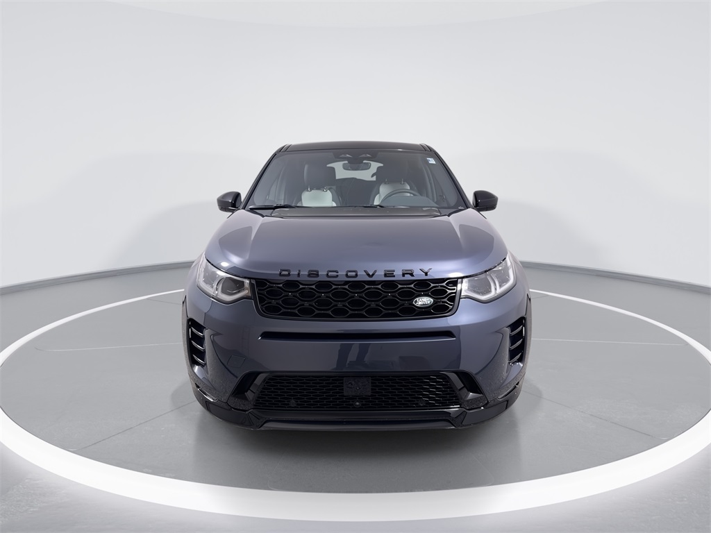2025 Land Rover Discovery Sport SE photo 3