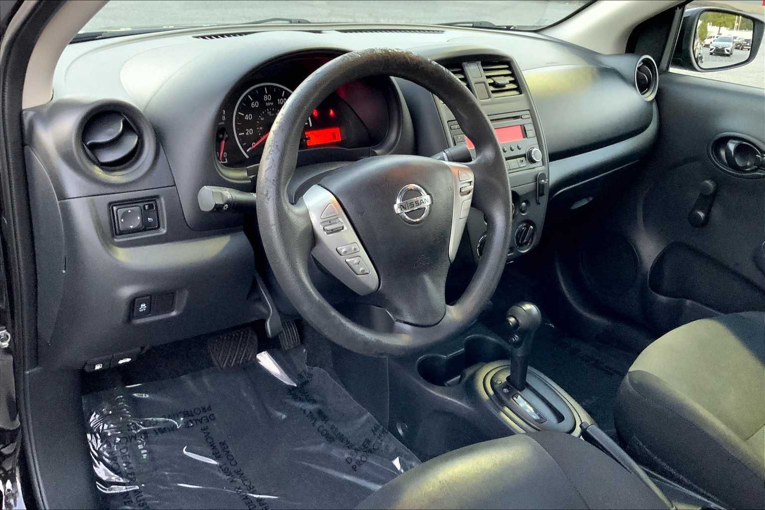 2018 Nissan Versa 1.6 S photo 13