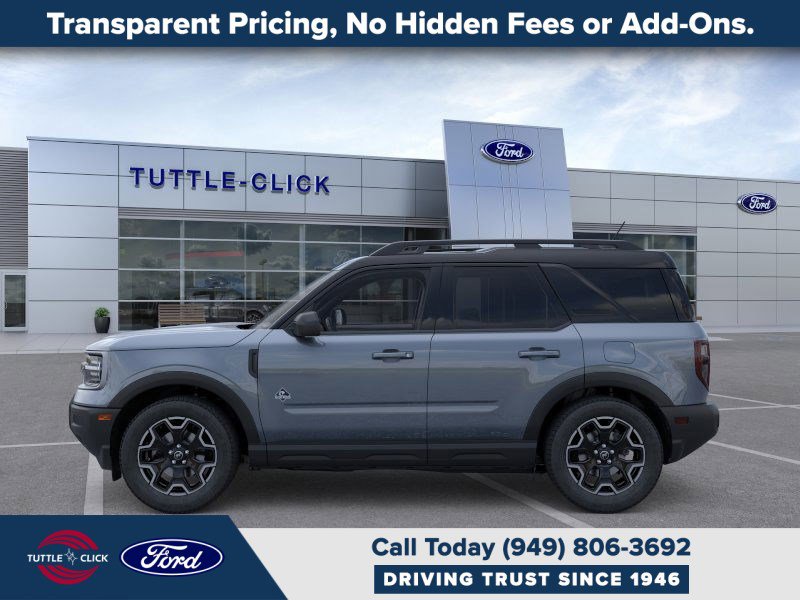 2025 Ford Bronco Sport Outer Banks photo 2