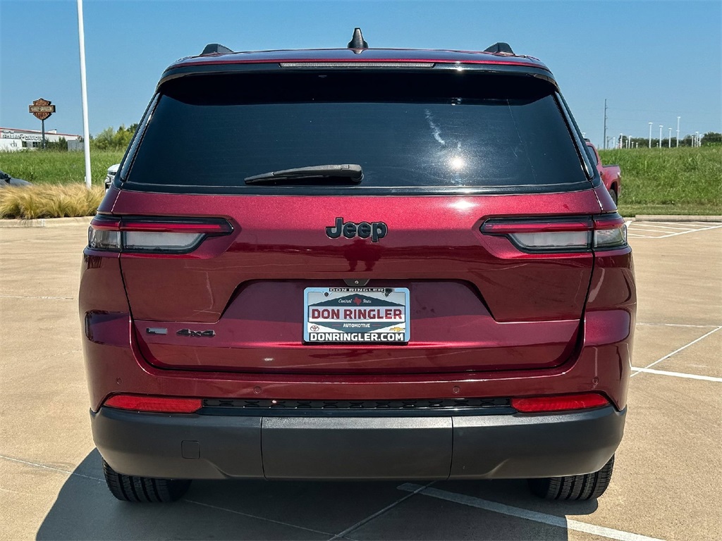 2021 Jeep Grand Cherokee Altitude photo 3