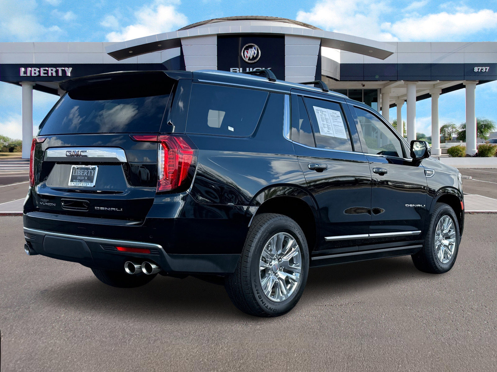 2023 Gmc Yukon Denali photo 3