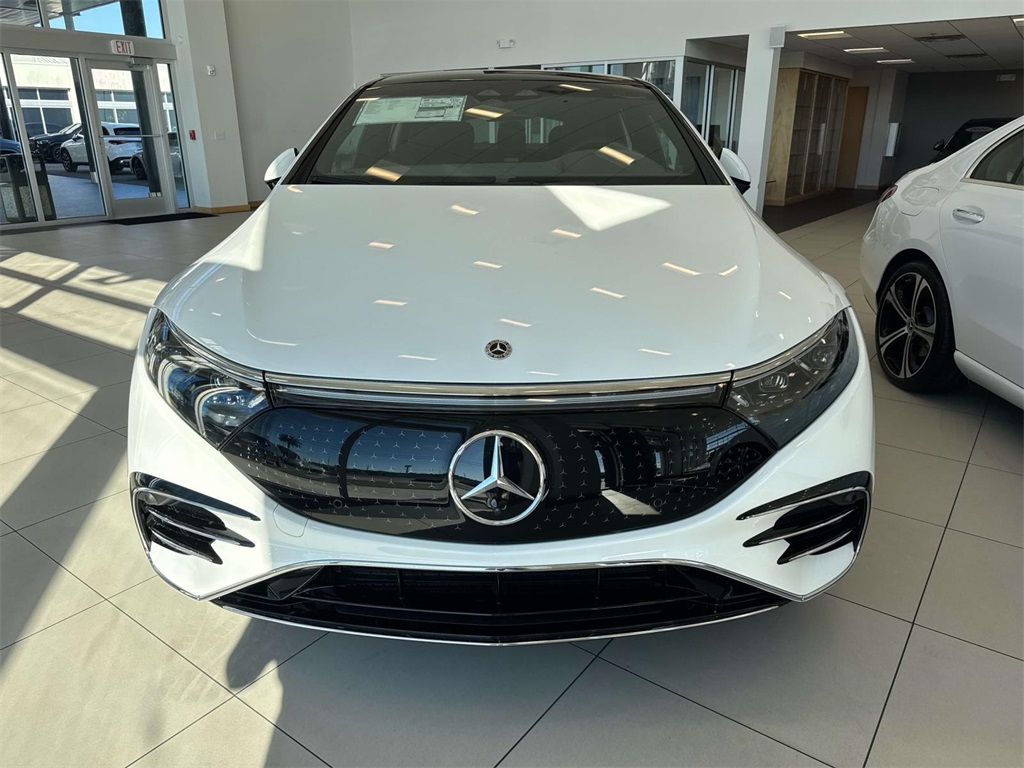 2026 Mercedes Benz EQS Sedan 450 photo 2