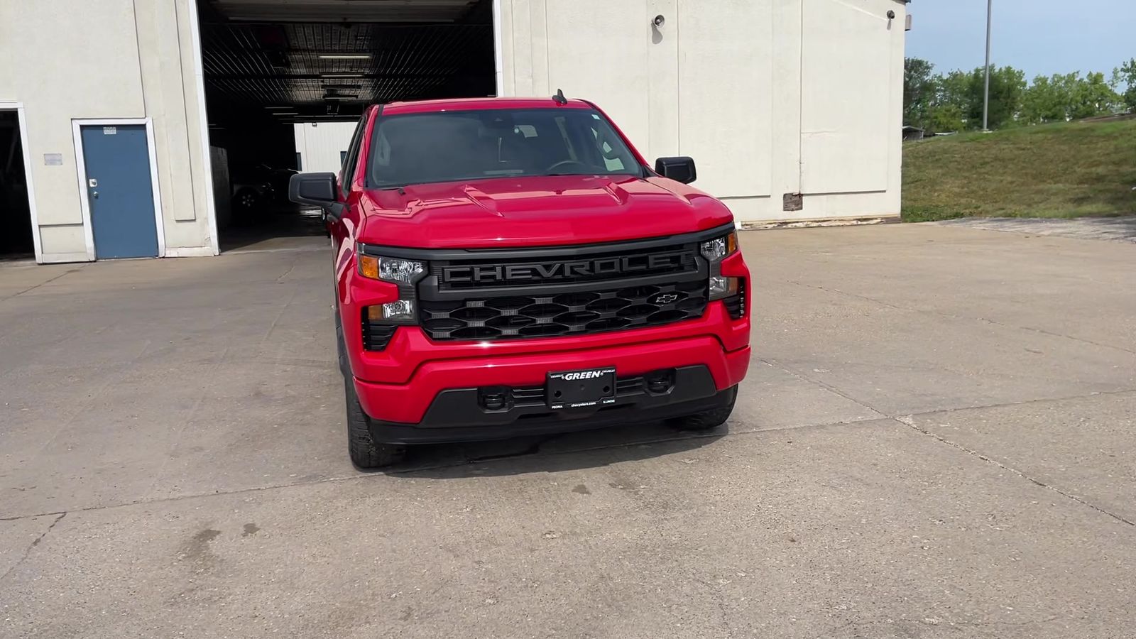 2025 Chevrolet Silverado 1500 Custom photo 15