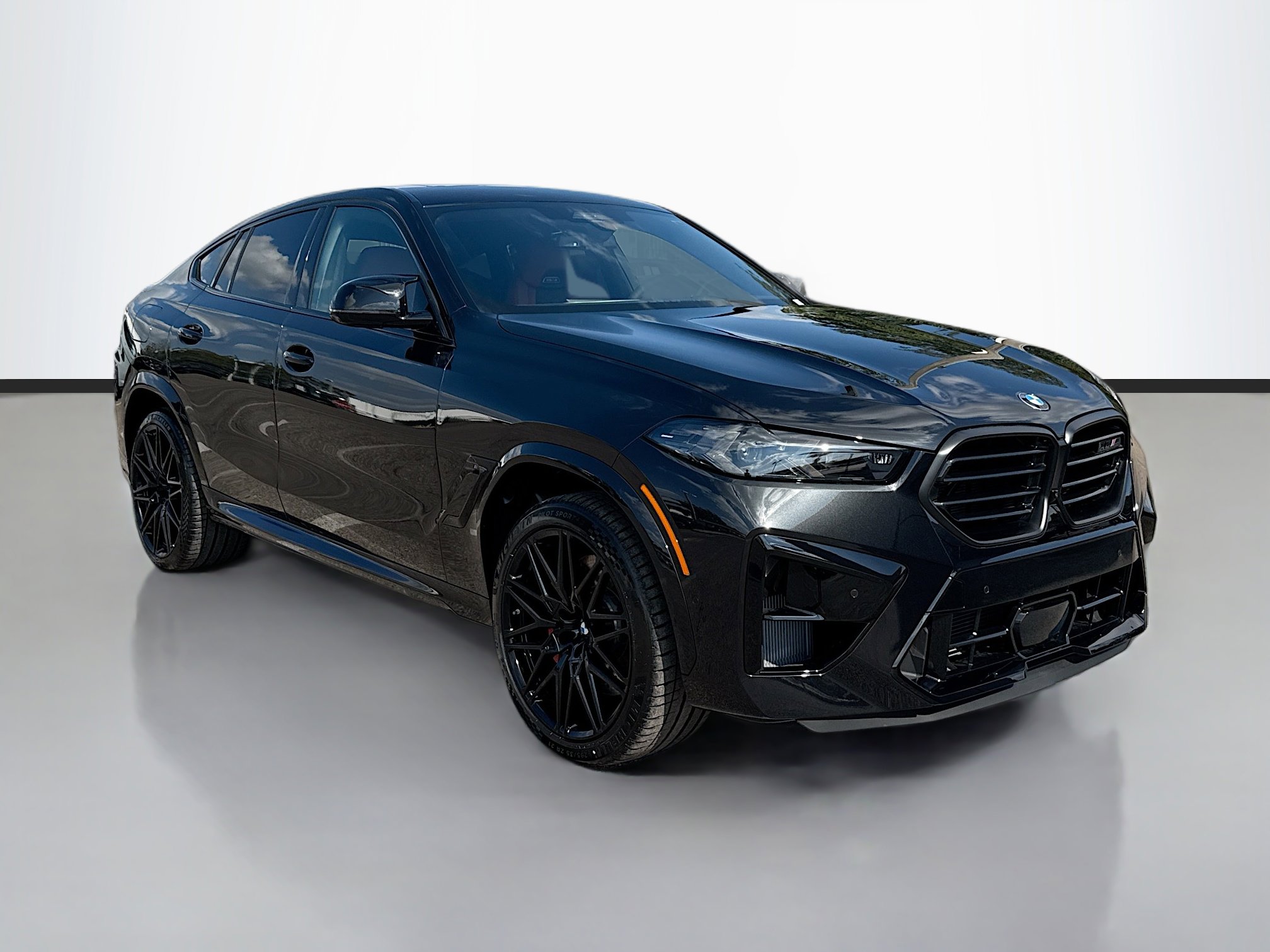 2026 BMW X6 M X6 M's photo