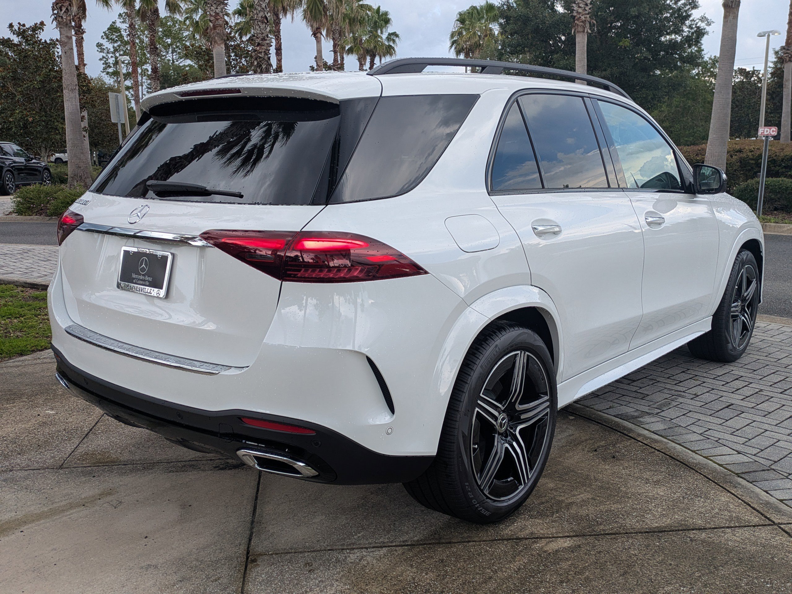 2025 Mercedes Benz GLE 350 4MATIC photo 6