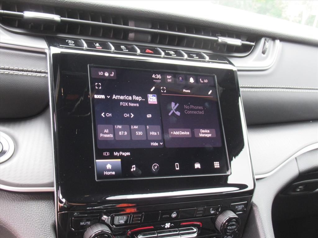 2025 Jeep Grand Cherokee Altitude photo 20