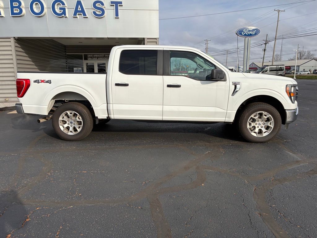 2023 Ford F-150 XLT photo 2