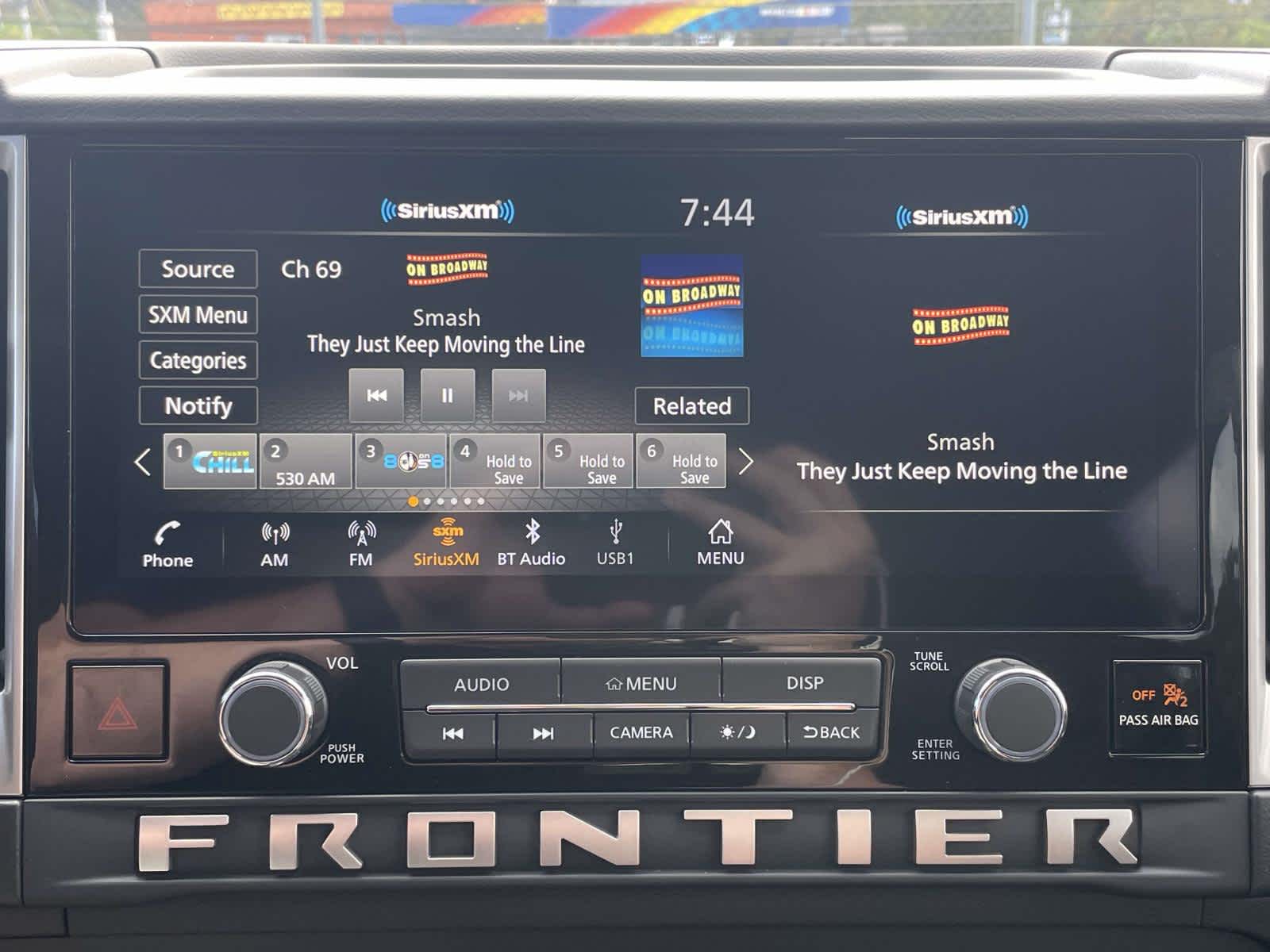 2026 Nissan Frontier Crew Cab SV photo 18