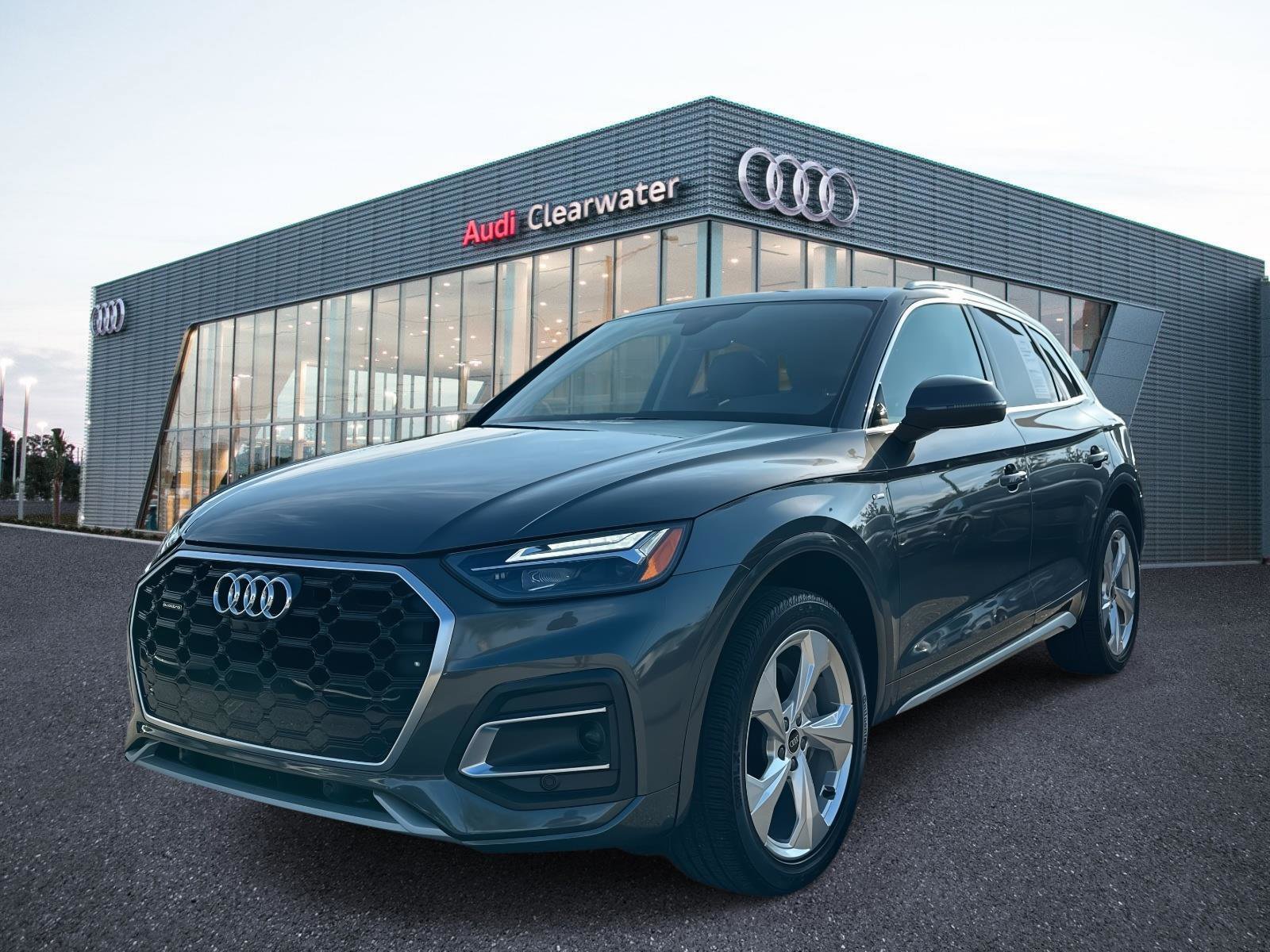 2023 Audi Q5 Premium Plus's photo