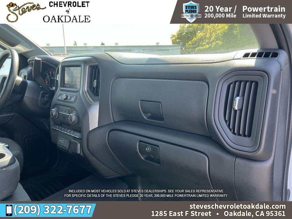 2025 Chevrolet Silverado 1500 Custom photo 28