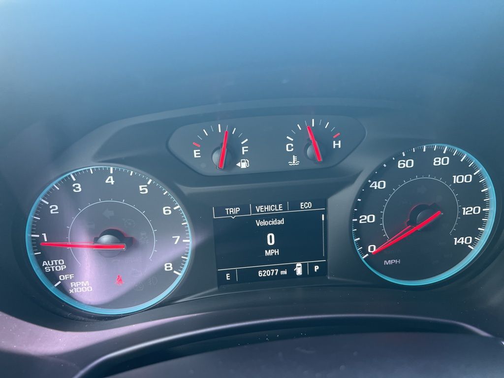 2018 Chevrolet Equinox LS photo 2