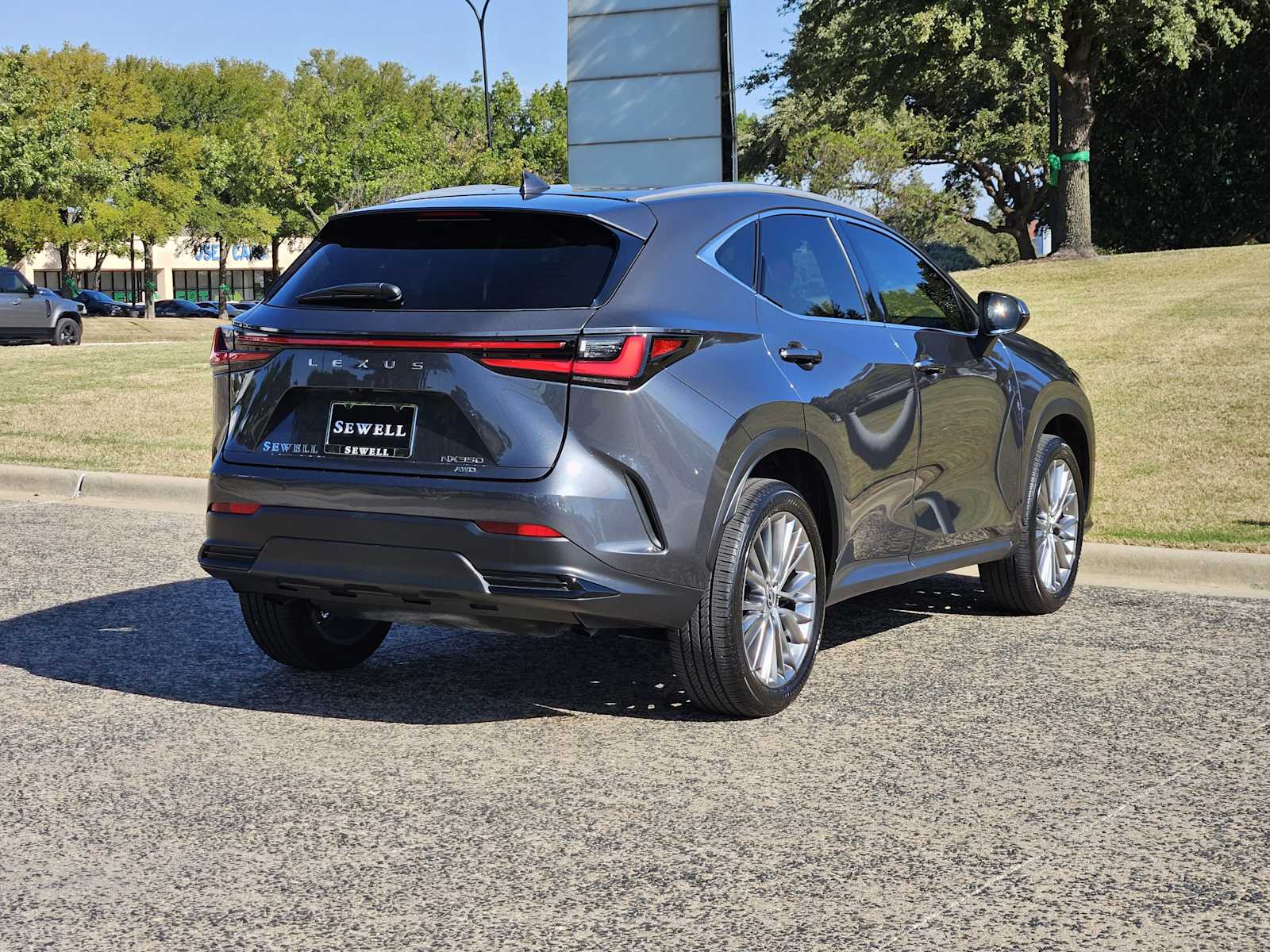 2025 Lexus NX 350 Premium photo 4