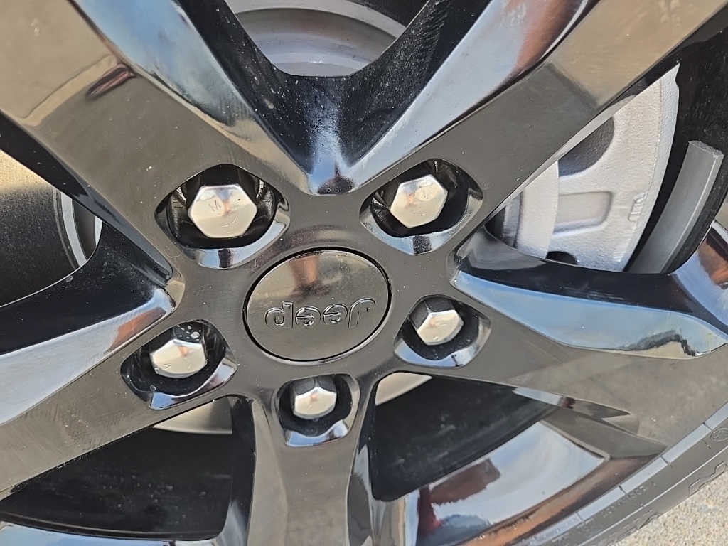 2025 Jeep Grand Cherokee Limited photo 24