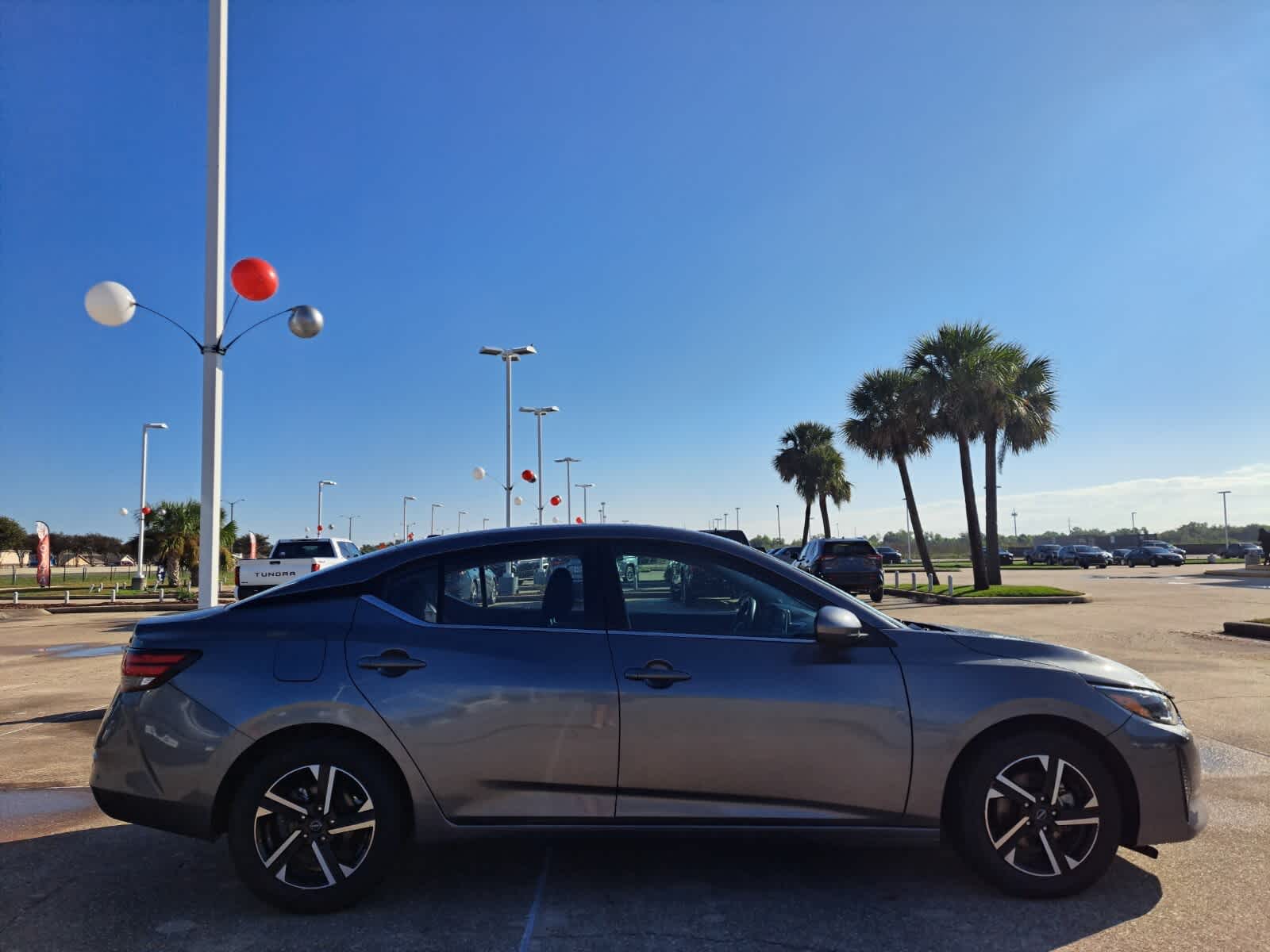 2024 Nissan Sentra SV photo 4