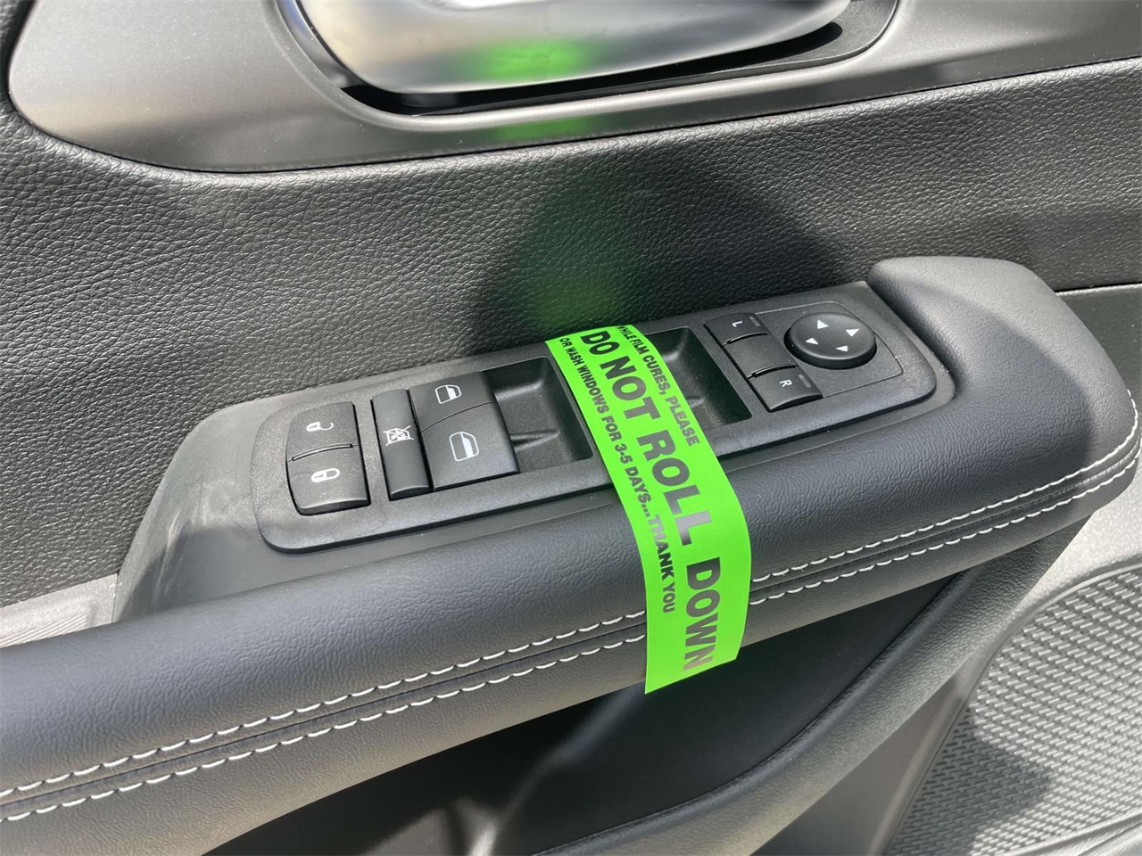 2025 Chrysler Voyager LX photo 22