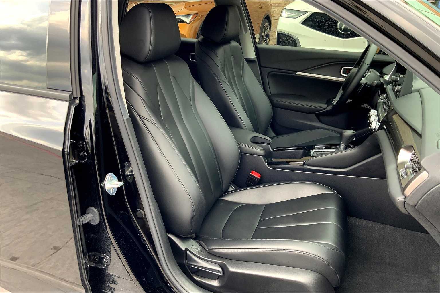 2025 Acura Integra Base photo 8