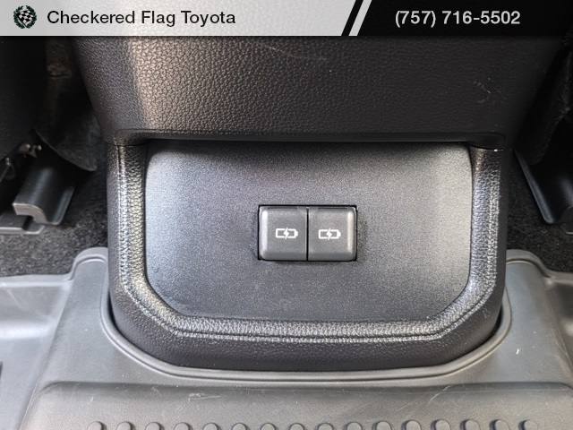 2023 Toyota Highlander XLE photo 37