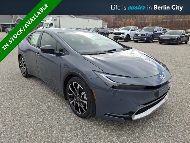 2026 Toyota Prius XSE's photo