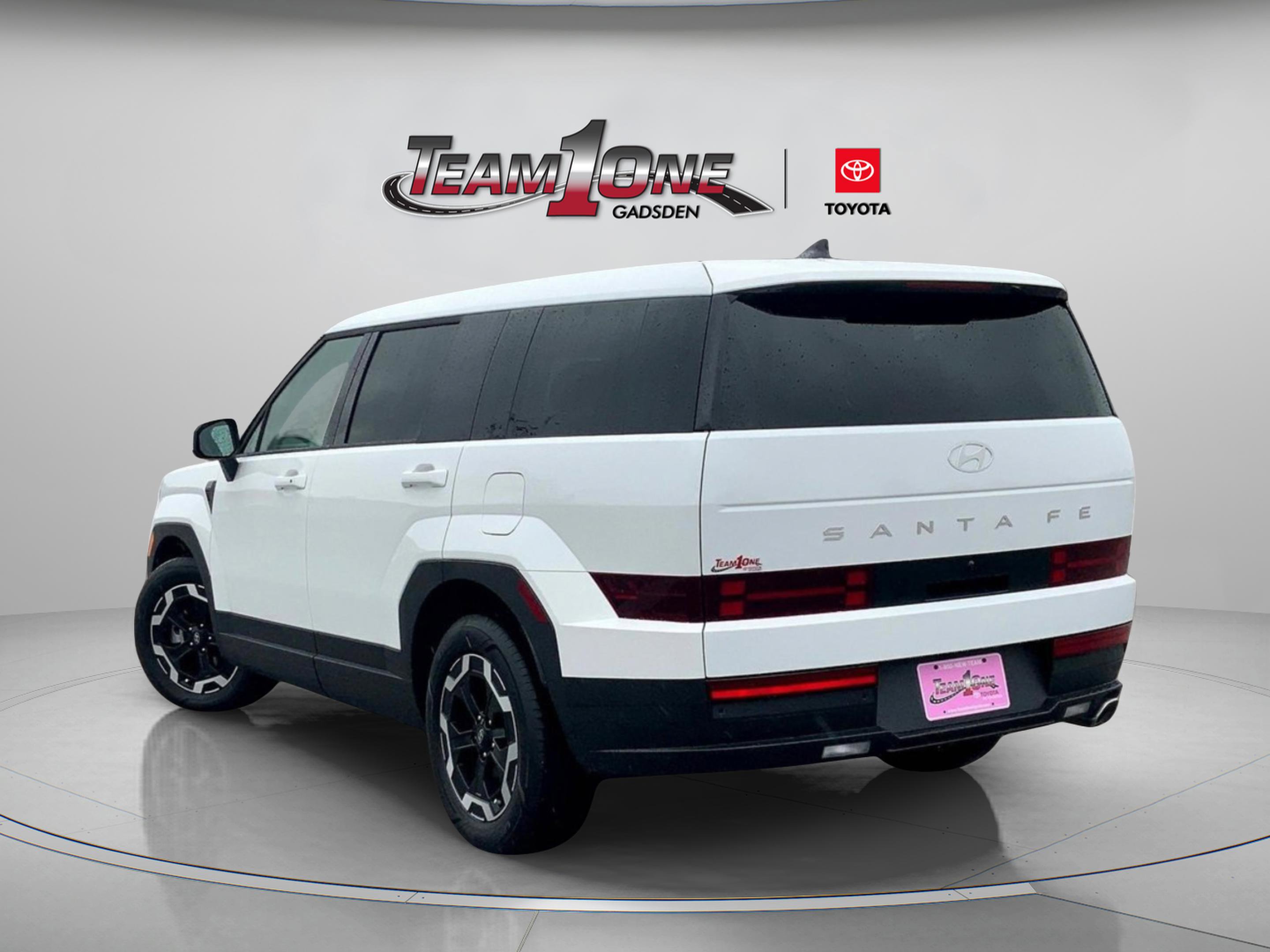 2025 Hyundai Santa Fe SE photo 4