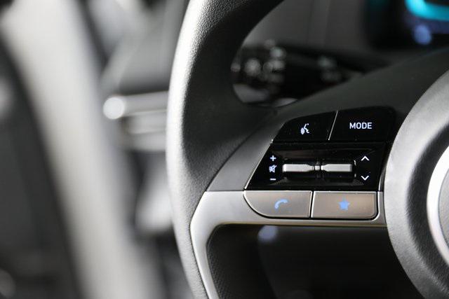 2025 Hyundai Elantra Hybrid Blue photo 4