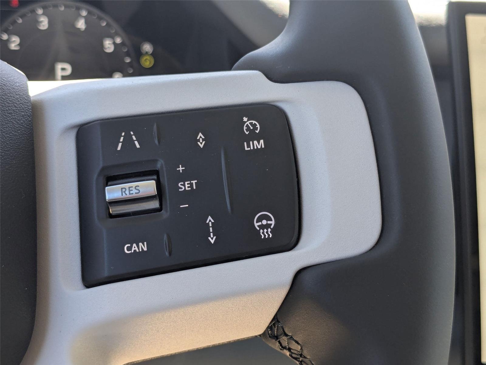 2026 Land Rover Defender 110 S photo 18