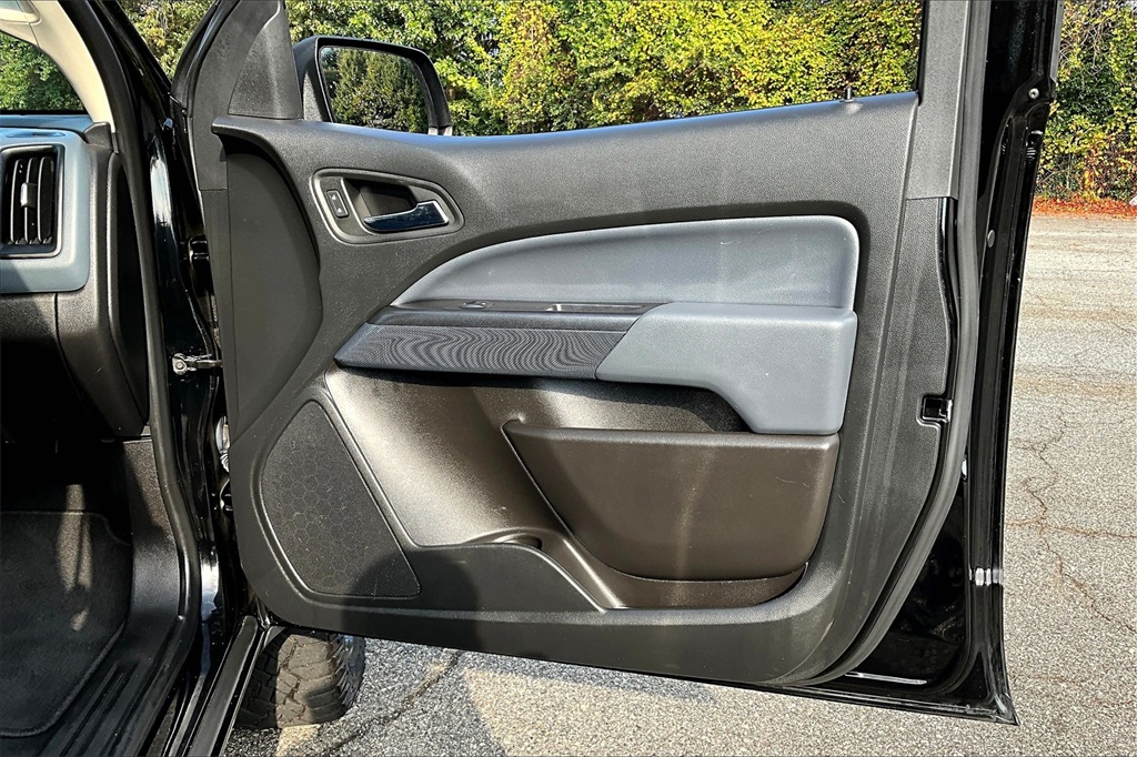 2022 Chevrolet Colorado Z71 photo 27