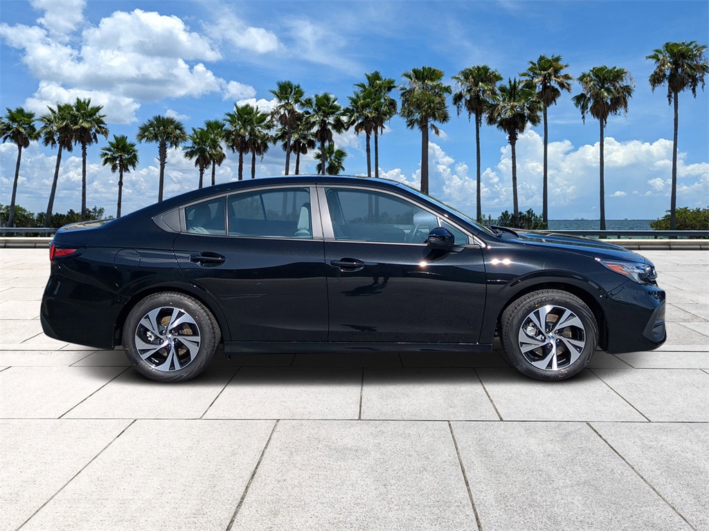 2025 Subaru Legacy Premium photo 3