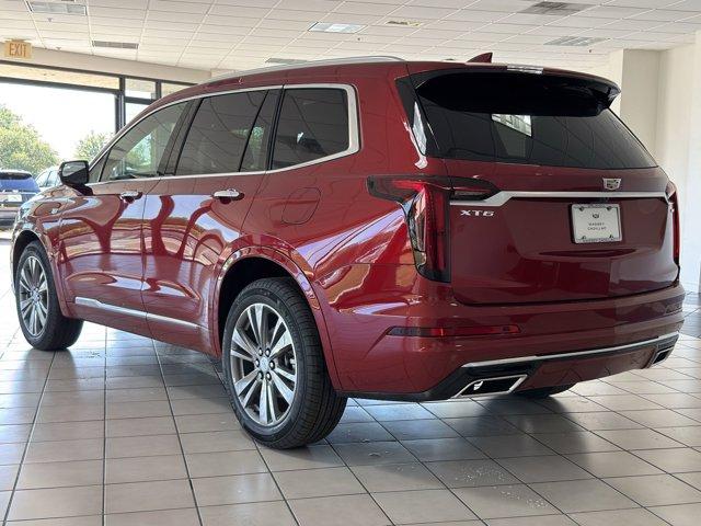 2025 Cadillac XT6 Premium Luxury photo 3