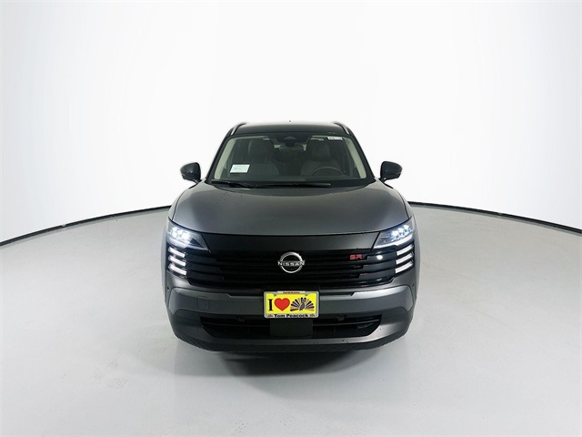 2025 Nissan Kicks SR photo 3