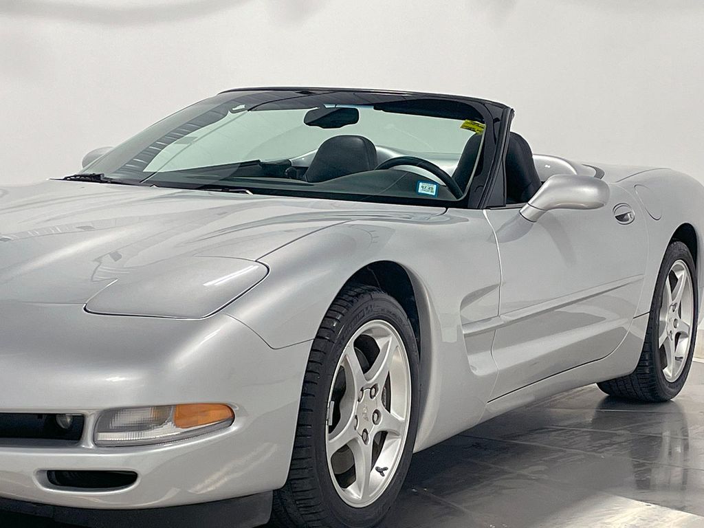 2000 Chevrolet Corvette Base Convertible photo 13