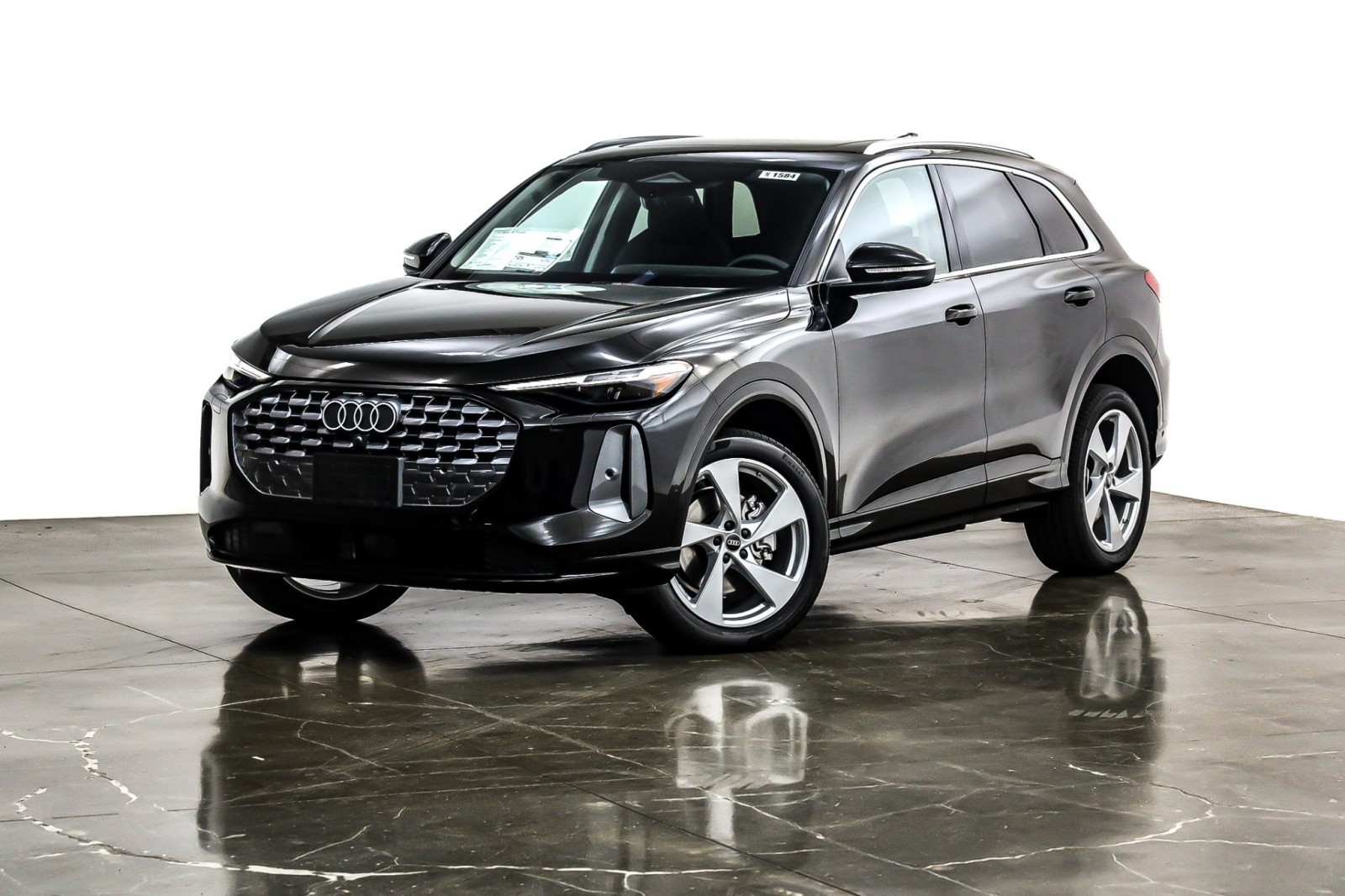 2025 Audi New Q5 Premium Plus's photo